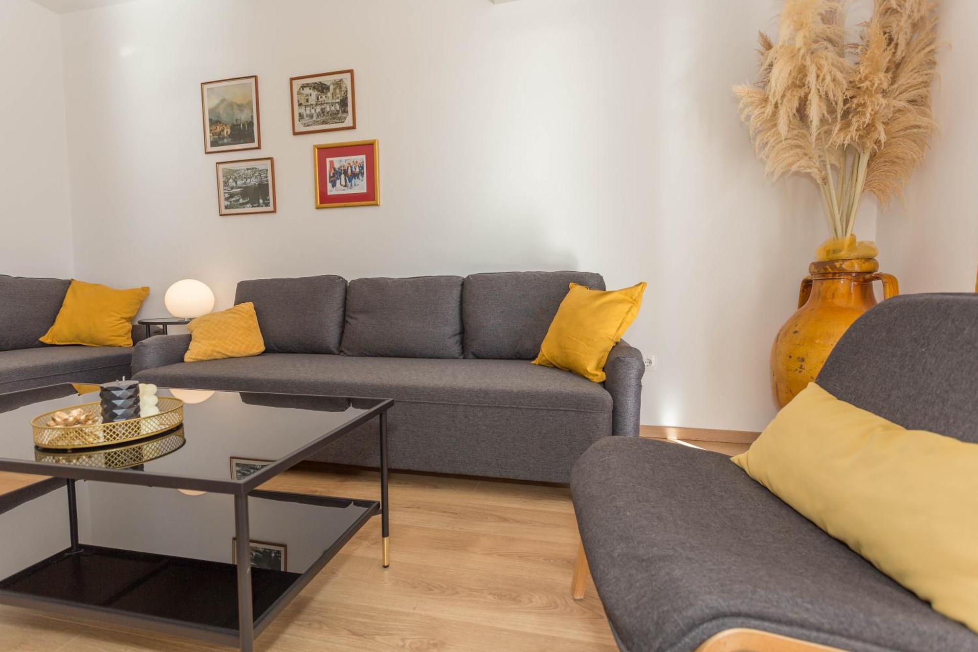 Apartment Tasina Хвар Экстерьер фото